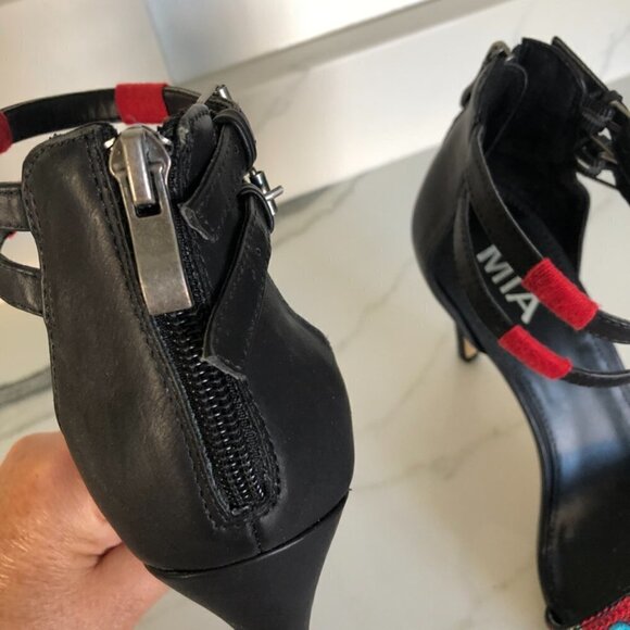 Mia Shoes Rama Colorful Stitched Black Heels Sz 9 - Picture 8 of 11